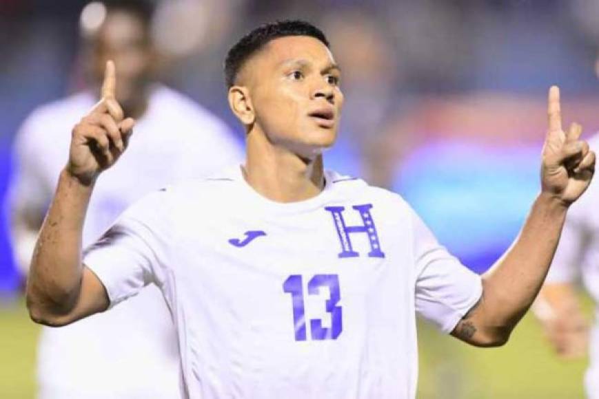 Bryan Moya: El mediocampista podría salir del Zulia de Venezuela ya que reveló tener ofertas: 'Me gustaría jugar en la liga mexicana', declaró.