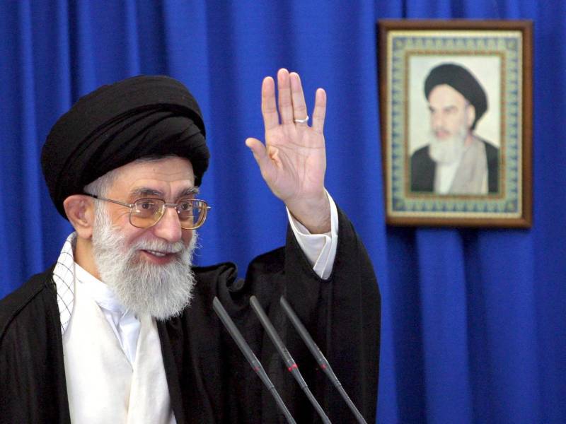 Fotografía de archivo del 19 de agosto de 2026 que muestra al líder supremo de la Revolución iraní, el ayatolá Ali Jamenei, en Teherán (Irán).