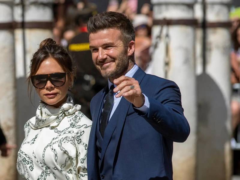 David y Victoria Beckham estarían distanciados de su hijo Brooklyn.