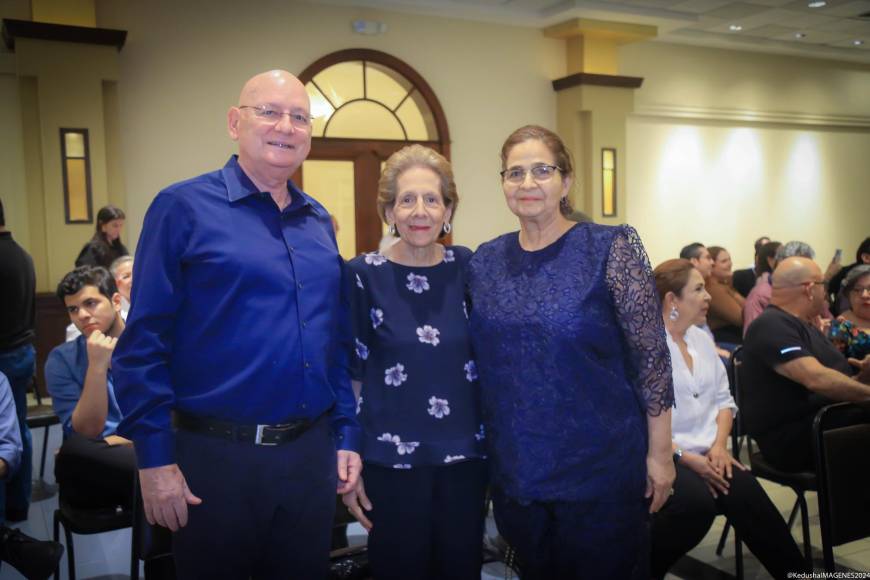 Jorge Fonseca, Ivonne Kattán y Victoria de Fonseca