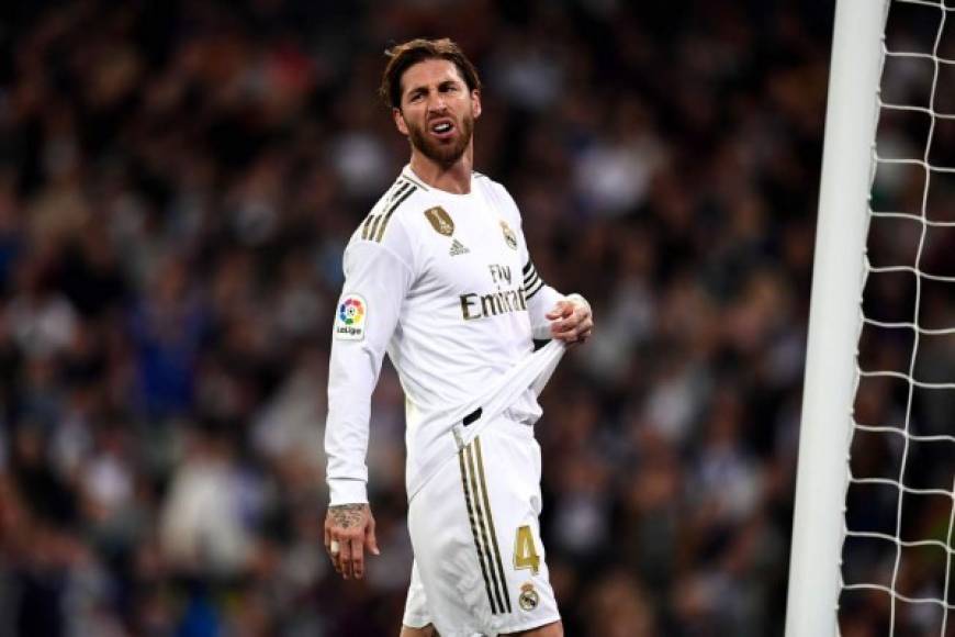 Sergio Ramos con cara de descontento por el empate del Real Madrid.