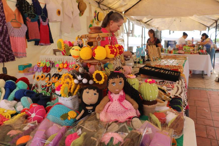 La Feria de Los Llanos es más que un simple evento; es una manifestación vibrante de la identidad y el orgullo de la comunidad copaneca.