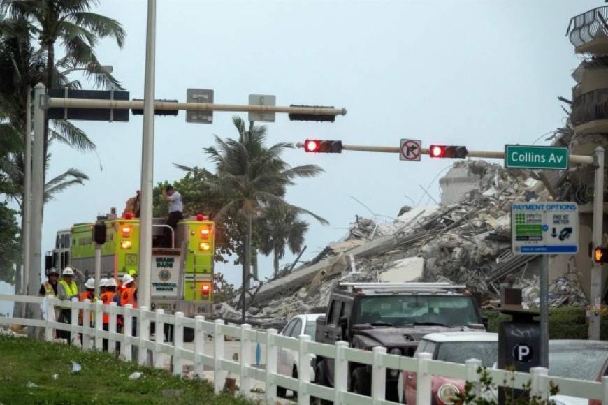 Caos y confusión en Miami: Rescatistas buscan contrarreloj a desaparecidos en escombros de edificio