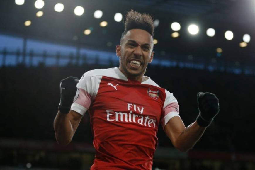 En el puesto #14 aparece el delantero Pierre-Emerick Aubameyang, atacante del Arsenal de Inglaterra. El atacante cuenta con 17 goles.<br/>