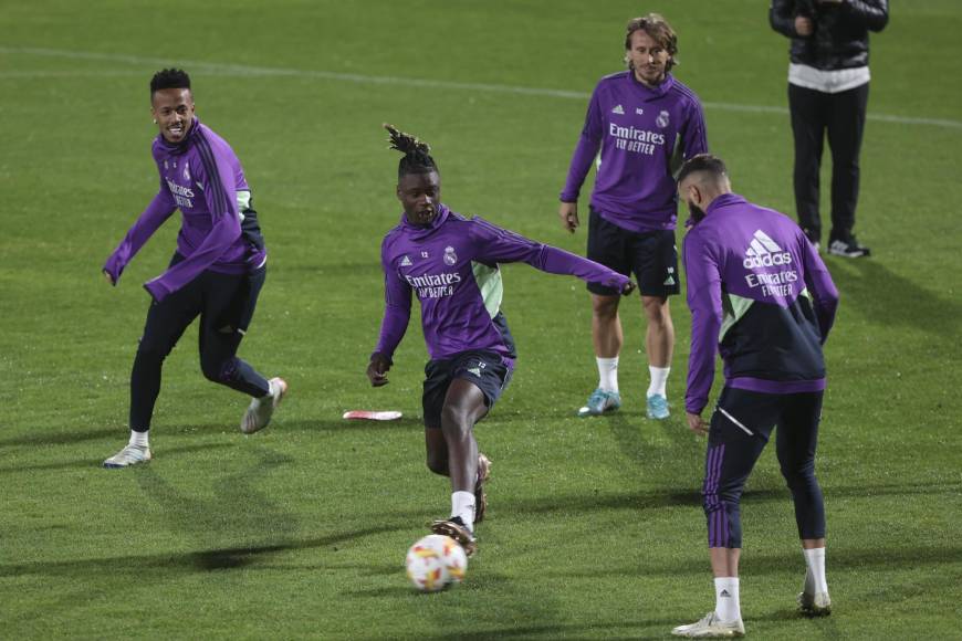 Real Madrid se enfrentará al Valencia en la Supercopa de España este miércoles y esta es la posible alineación, en la que dos estrellas quedaron fuera.