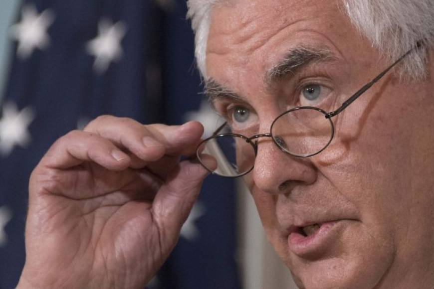 Rex Tillerson: Secretario de Estado desde que Donald Trump accedió a la Casa Blanca hasta su cese el 13 de marzo de 2018. Es el político de mayor nivel despedido por el mandatario. Tilleron y Trump habían reconocido contar con diferentes puntos de vista sobre asuntos clave de política exterior.