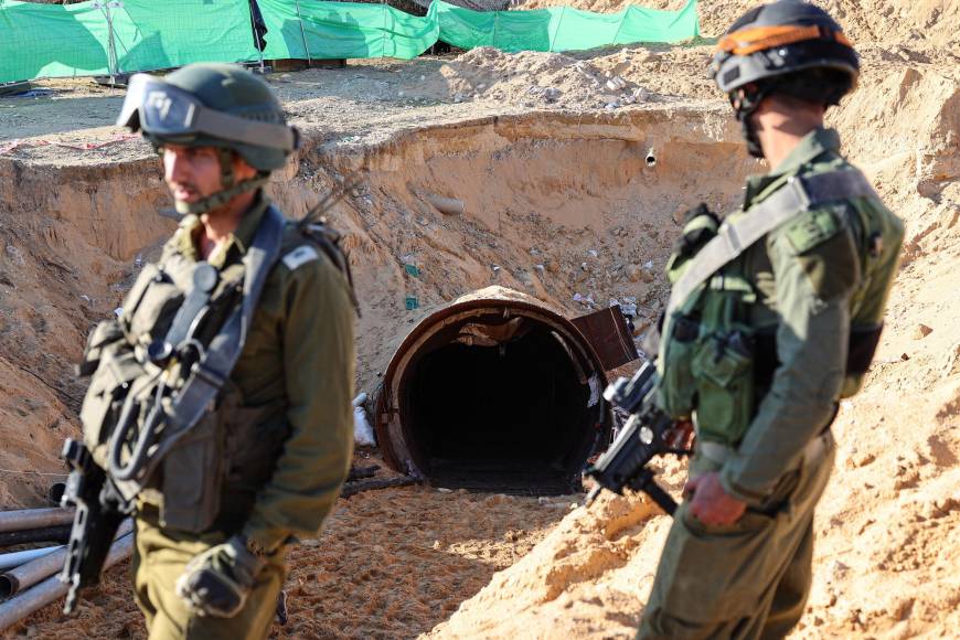 El túnel estaba escondido bajo arena y fue una de las piezas clave para perpetrar el atentado en suelo israelí que dejó más de 1.200 muertos y 240 secuestrados.