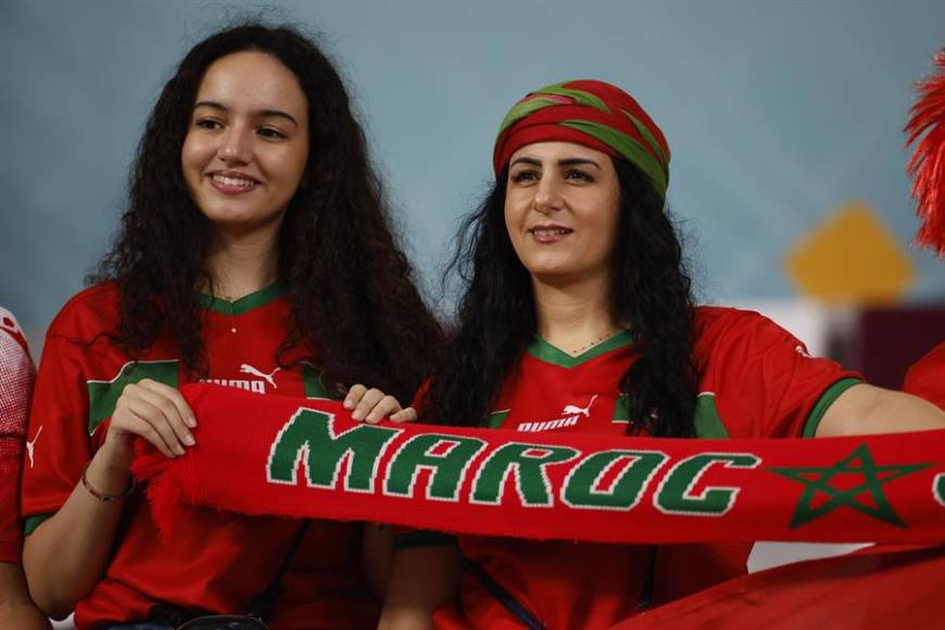 Las aficionadas marroquíes abarrotaron el recinto para mostrar su apoyo a la selección.