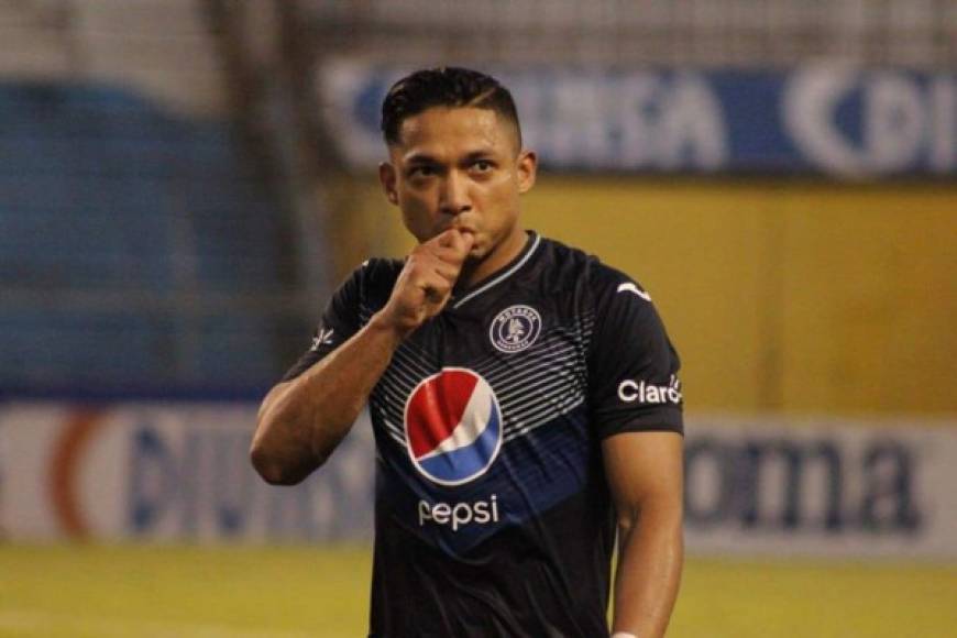 Emilio Izaguirre: Ha sido anunciado como lateral por la banda izquierda. En el Apertura 2020 no ha sido regular en el 11 titular.