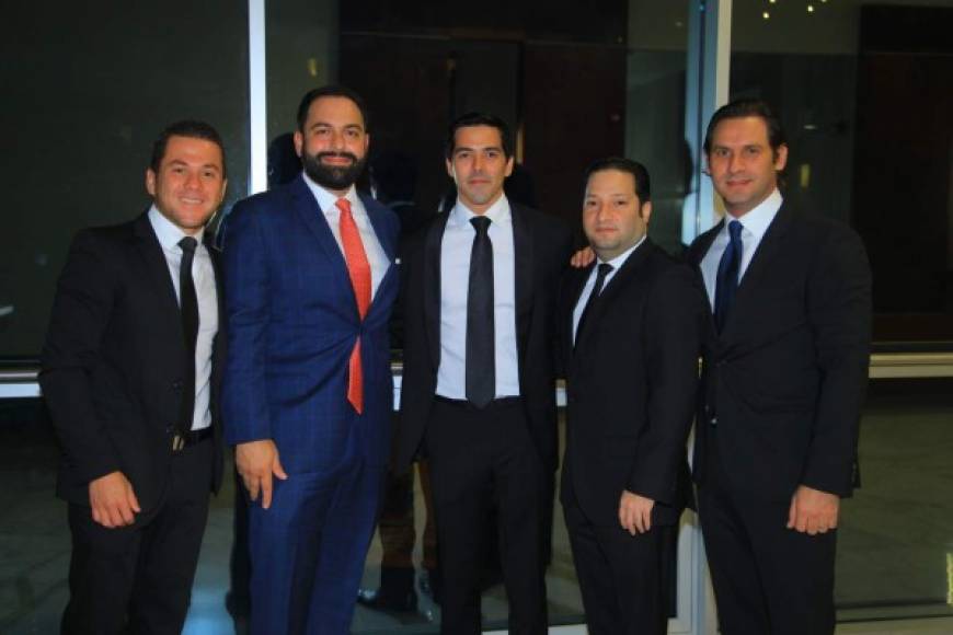 Roger Valladares, Fadi Maalouf, Xavier Lacayo, Roberto Corado y Andrés Chahín.