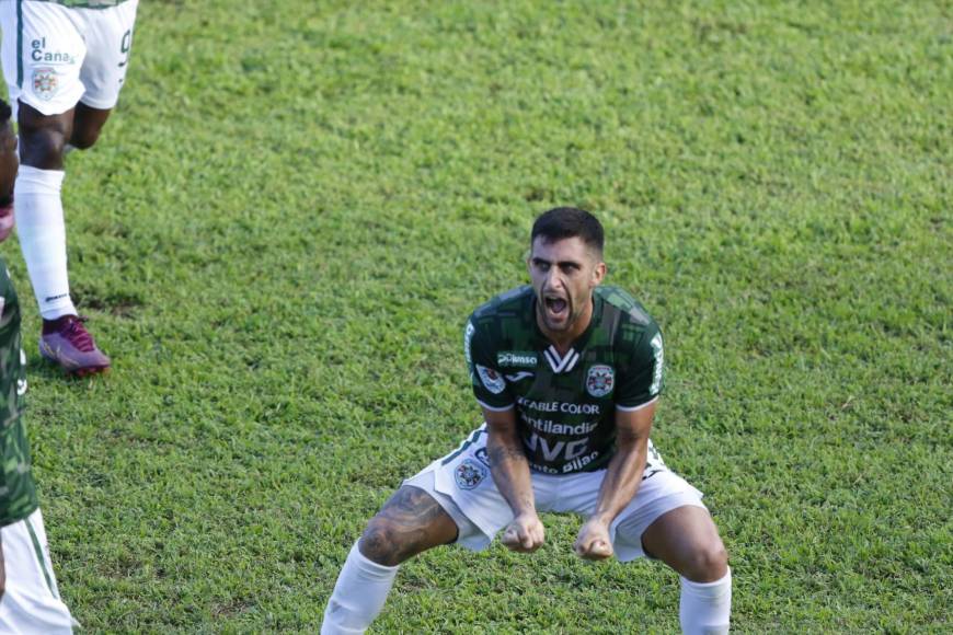 Al minuto 44, el argentino Lucas Campana marcó el empate parcial del Marathón. El argentino lo gritó a todo pulmón.