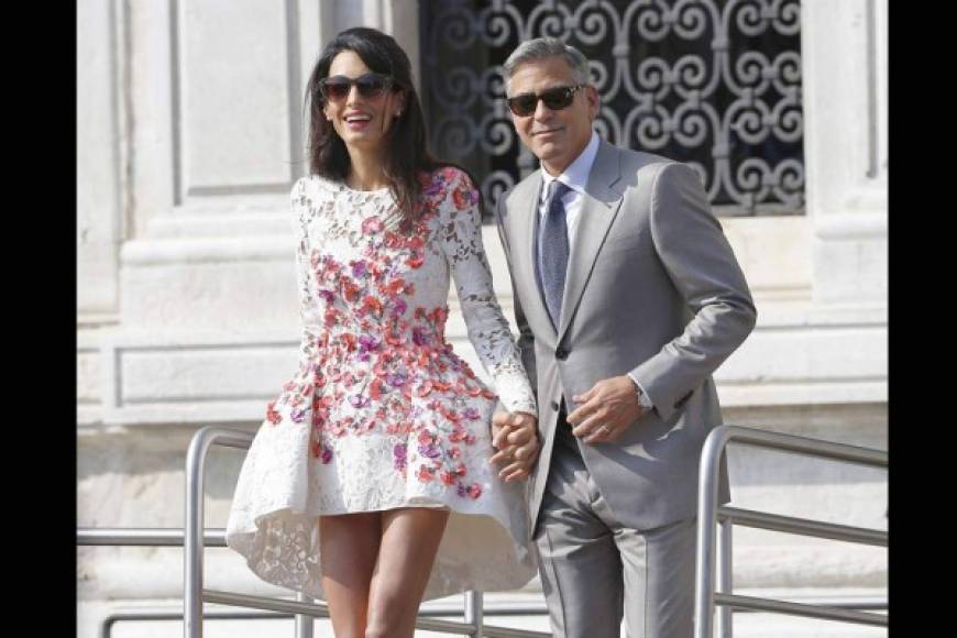 La boda de George y Amal Clooney duró tres días y asistieron estrellas como Brad Pitt, Angelina Jolie, Cate Blanchett, Anna Wintour, Bono, Matt Damon y Cindy Crawford.