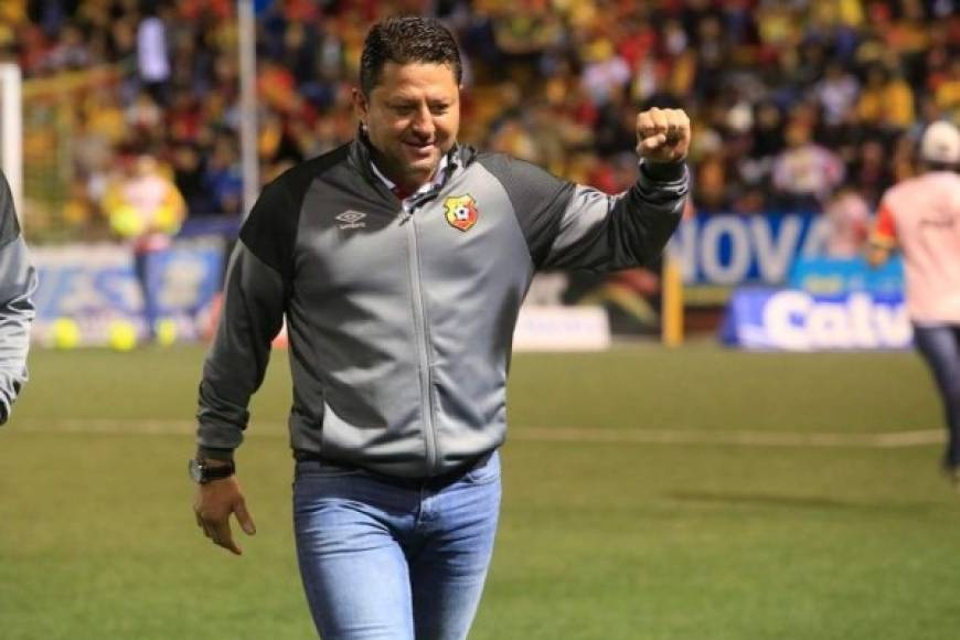 Jafet Soto es el entrenador del Herediano de Costa Rica. Los ticos han sido ubicados en el Grupo A de la Copa Premier de Centroamérica. Cuentan con 27 títulos de Liga.