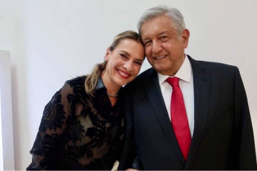 Lopéz Obrador niega rumores de divorcio con Beatriz Gutiérrez