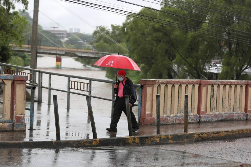 Además de “un notable descenso” de temperaturas en todo el país, con excepción de la región sur, la zona más calurosa.