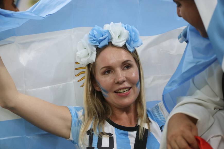 Las chicas argentinas le dieron el apoyo a su selección.