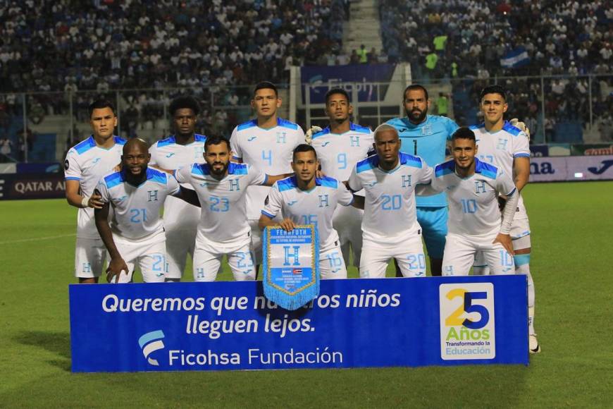 8. Honduras - Los seleccionados por Reinaldo Rueda subió peldaños y ahora es la octava ‘mejor’ de la Concacaf. Sumó dos puntos y tiene 1,409 en la sumatoria total.