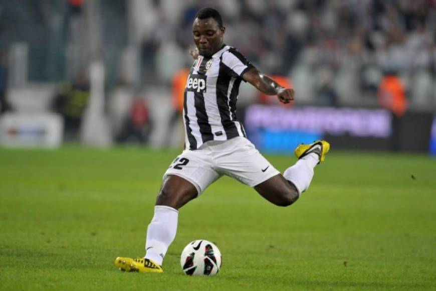 Kwadwo Asamoah: El mediocampista ghanés de la Juventus de Turín no pudo abandonar al equipo ya que el mismo club lo frenó. El Galatasaray, como su presidente lo señaló, intento ficharle pero no llegó a un acuerdo.