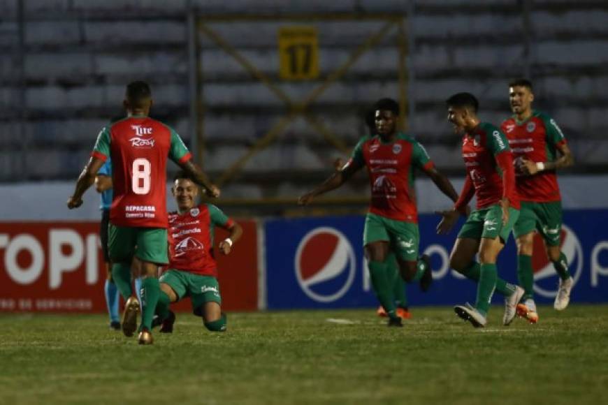 En el minuto 73, el joven José Lobo se encargó de anotar el empate del Marathón ante Motagua.