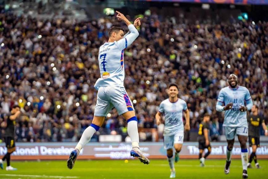 Cristiano Ronaldo celebrando su segundo gol del partido contra el París Saint Germain.