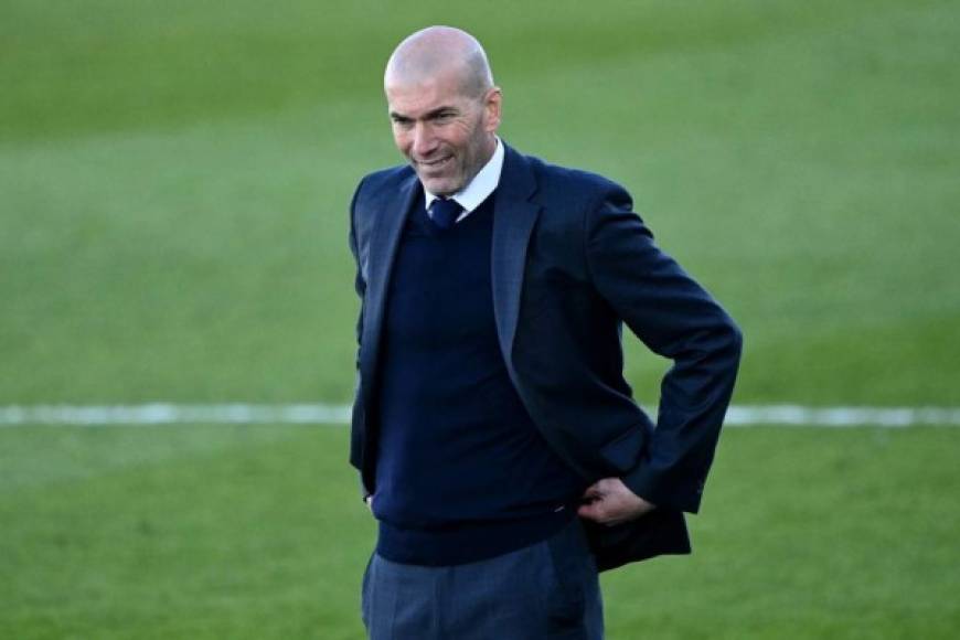 Zidane tendrá que hacer algunos ajustes en la alineación titular ya que Real Madrid no contará con el centrocampista Casemiro. El brasileño es baja por acumulación de tarjetas amarillas. Foto AFP.