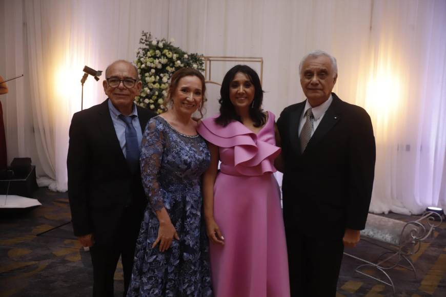 Ali Sequeira, Dina Rodríguez, Ligia y Ángel Ochoa