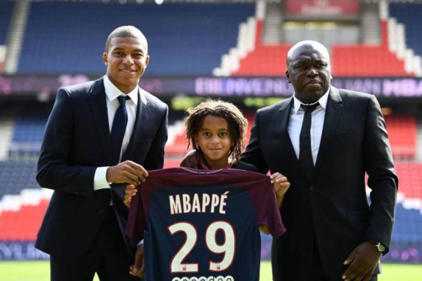 Wilfried Mbappe, el padre del seleccionado francés, fue siu primer entrenador cuando apenas tenía seis años.