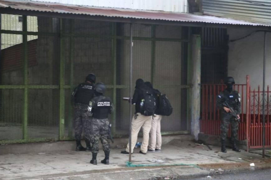 Un yonker en el barrio Medina de San Pedro Sula fue el primer allanamiento de la 'Operación Avalancha II' en la zona norte de Honduras.