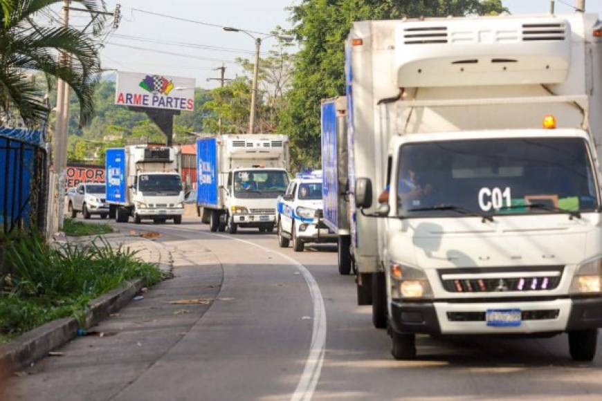 'Estamos garantizando el traslado de la vacuna con la cadena de frío con camiones refrigerantes que permiten el mantenimiento óptimo de las dosis', indicó el Gobierno de El Salvador.