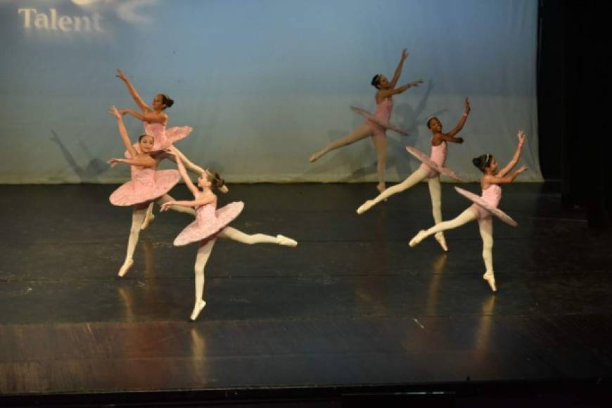 Participación de Ballet.