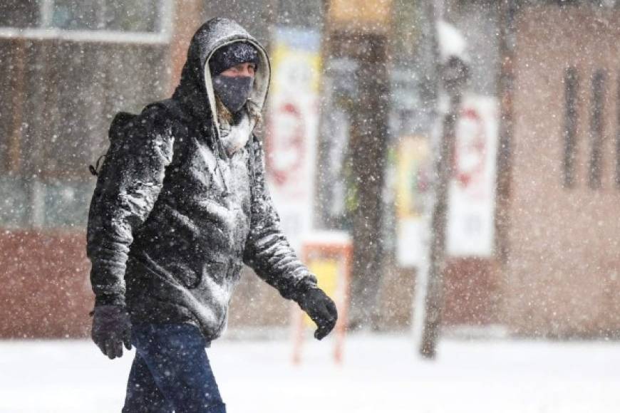 La tormenta ha cubierto de nieve la ciudad de Denver, Colorado, una de las más afectadas por el temporal.