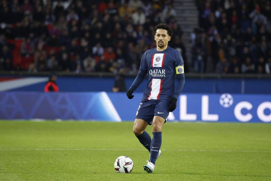 Según RMC, el París Saint Germain quiere renovar el contrato de Marquinhos hasta el 2027, por lo que cumpliría 14 años en el conjunto parisino si se llega a dar.