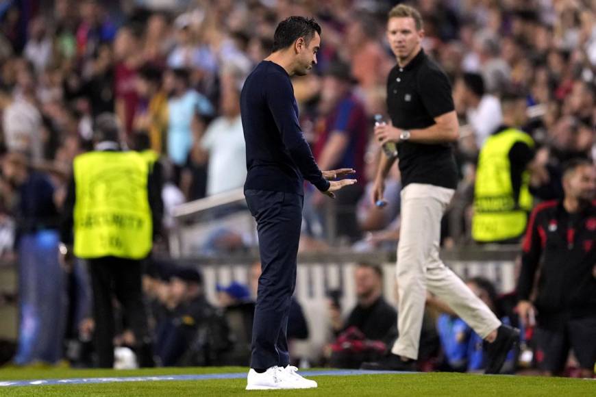 Xavi Hernández tampoco la pasó bien contra el Bayern Múnich. Perdió los dos partidos de la fase de grupos contra el Bayern.