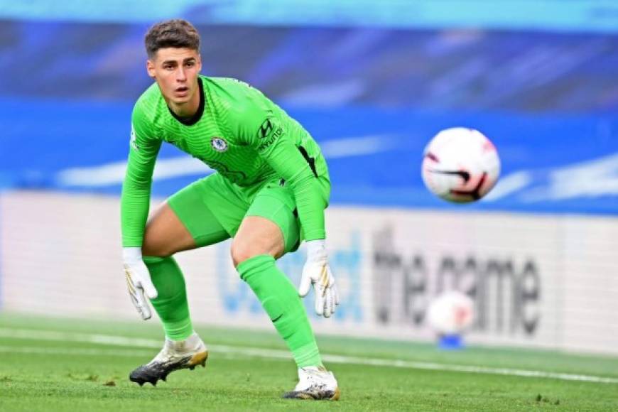 El futuro de Kepa Arrizabalaga en el Chelsea está en el aire tras la llegada del portero francés Edouard Mendy. Según ha desvelado el medio británico 'The Sun', al guardameta español le están buscando club para que se vaya en forma de cesión, aunque no se descarta la posibilidad de venderlo. Los blues busca recibir ofertas entorno a los 45 millones de euros.