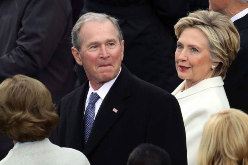 - George W Bush sobre el discurso de Trump -<br/><br/>'Eso ha sido una mierda muy extraña'.