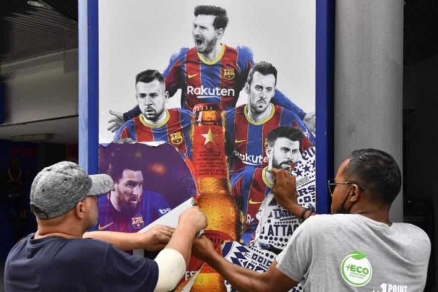 Mientras tanto, Messi firmaba su vínculo con el PSG. Será jugador del club parisino durante dos temporadas. Fotografía: AFP