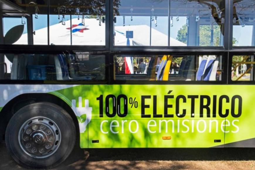 ¡Son eléctricos! Los modernos buses del transporte público en Costa Rica