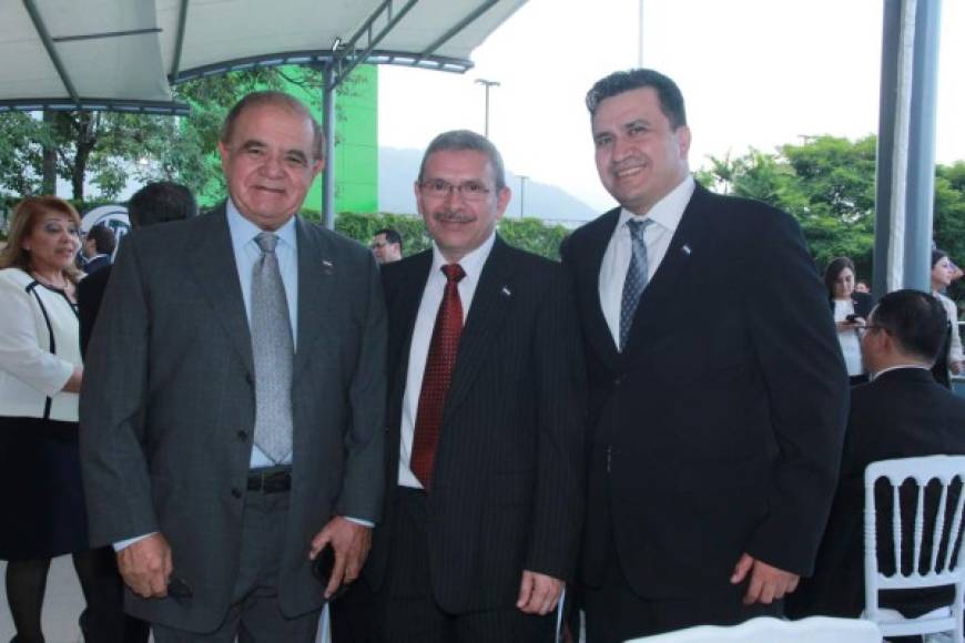 Alberto Díaz Lobo, Gilberto Ramos y Julio Salinas.