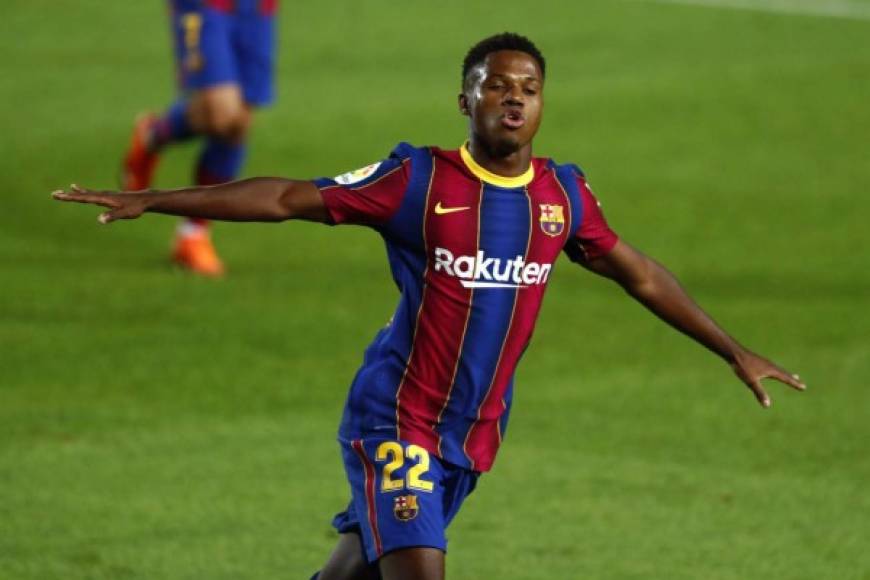 Ansu Fati (17 años) - Delantero bisauguineano nacionalizado español del FC Barcelona.