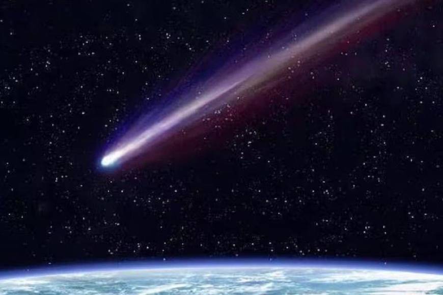 Según el director de astronomía de Western International School, Roberto Carías se estima que este cometa “Diablo” sea visible en lugares alejados de la contaminación lumínica de la ciudad.