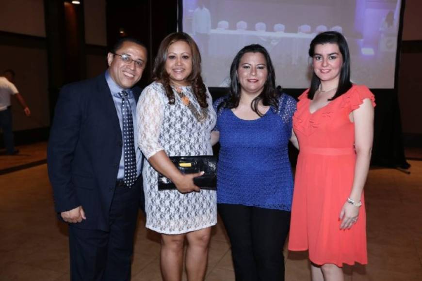 Dagoberto Rodríguez, Glenda Perdomo, Carolina Torres y Tatiana Paz.