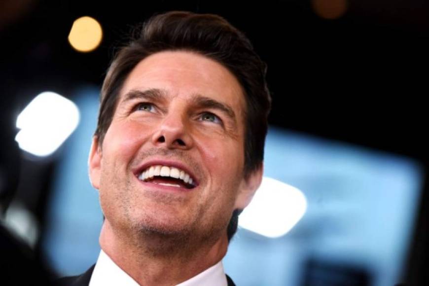 El cambio en la dentadura de Tom Cruise es impresionante.