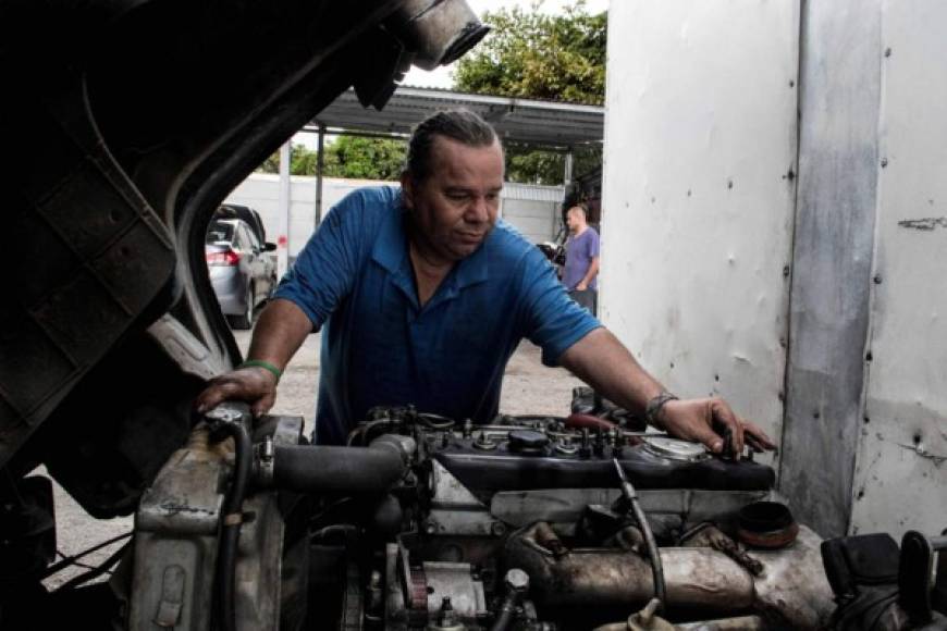 Pero ese negocio tampoco duró mucho, y para sobrevivir tuvo que recurrir a un viejo oficio al que hacía tiempo no se dedicaba.