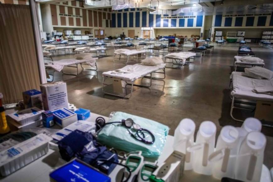 Las improvisadas instalaciones contarán con 125 camas para pacientes graves con el letal virus.