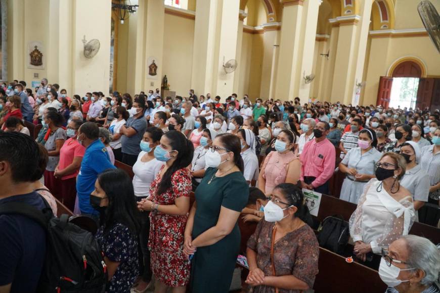 Ordenan a dos sacerdotes en la diócesis de San Pedro