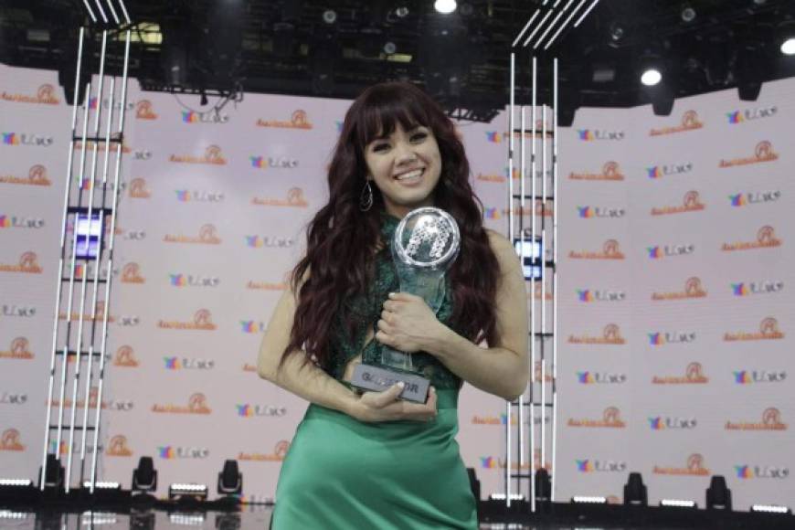Dalú venció a Angie Flores el pasado 23 de febrero y ocupó el primer lugar del concurso musical mexicano, por mayoría de votos, cosa que también desató controversia entre los fans de la hondureña.