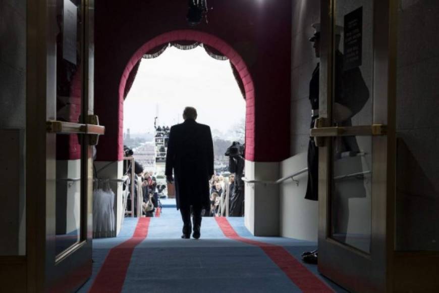 A un año de haber llegado a la Casa Blanca, el show de Trump sigue manteniendo en vilo a su audiencia.