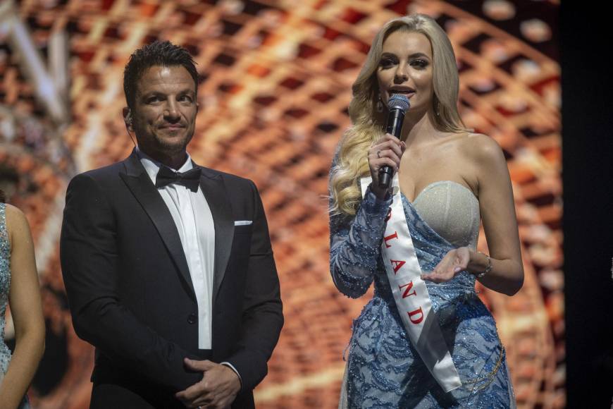 ¡Hermosa rubia! Así es Karolina Bielawska, ganadora de la corona Miss Mundo 2021