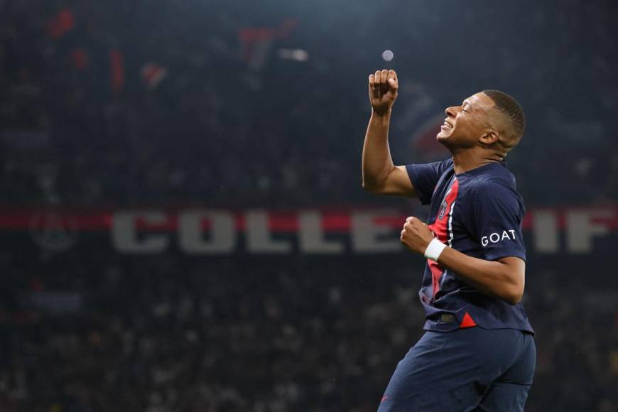 Mbappé llegó a tres goles anotados en apenas un partido y medio disputado con el PSG en la temporada.