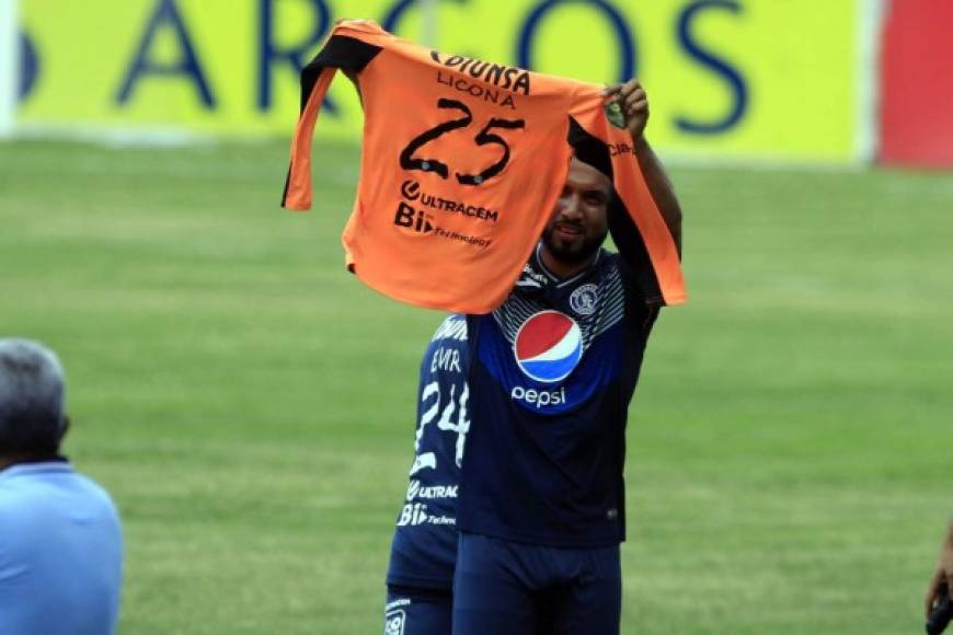 Reinieri Mayorquín le dedicó su gol a su compañero Marlon Licona, quien está pasando por un momento difícil por la muerte de su hermano.